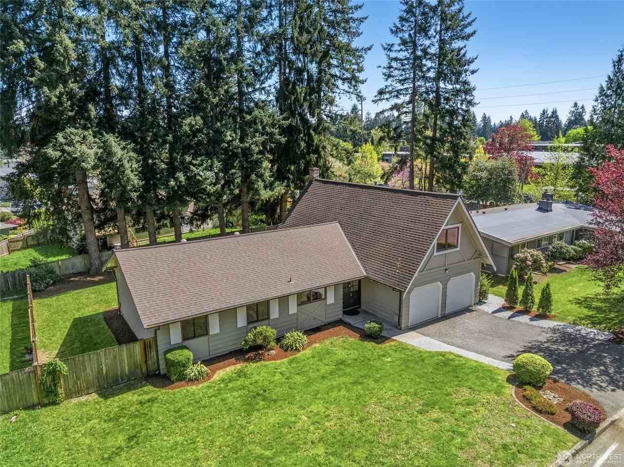 2406 164th Ave Ne - Photo 2 of 26