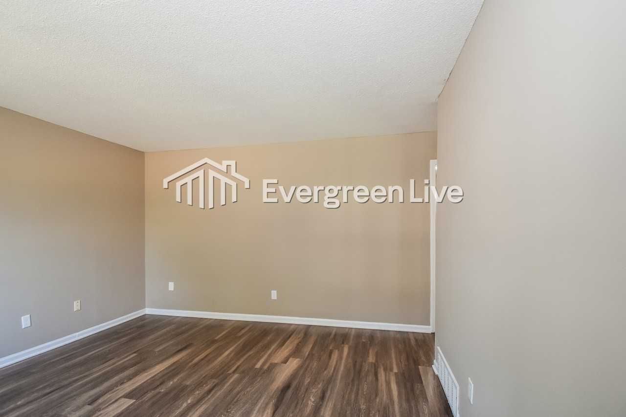 4998 Cedar View Rd - Photo 4 of 16