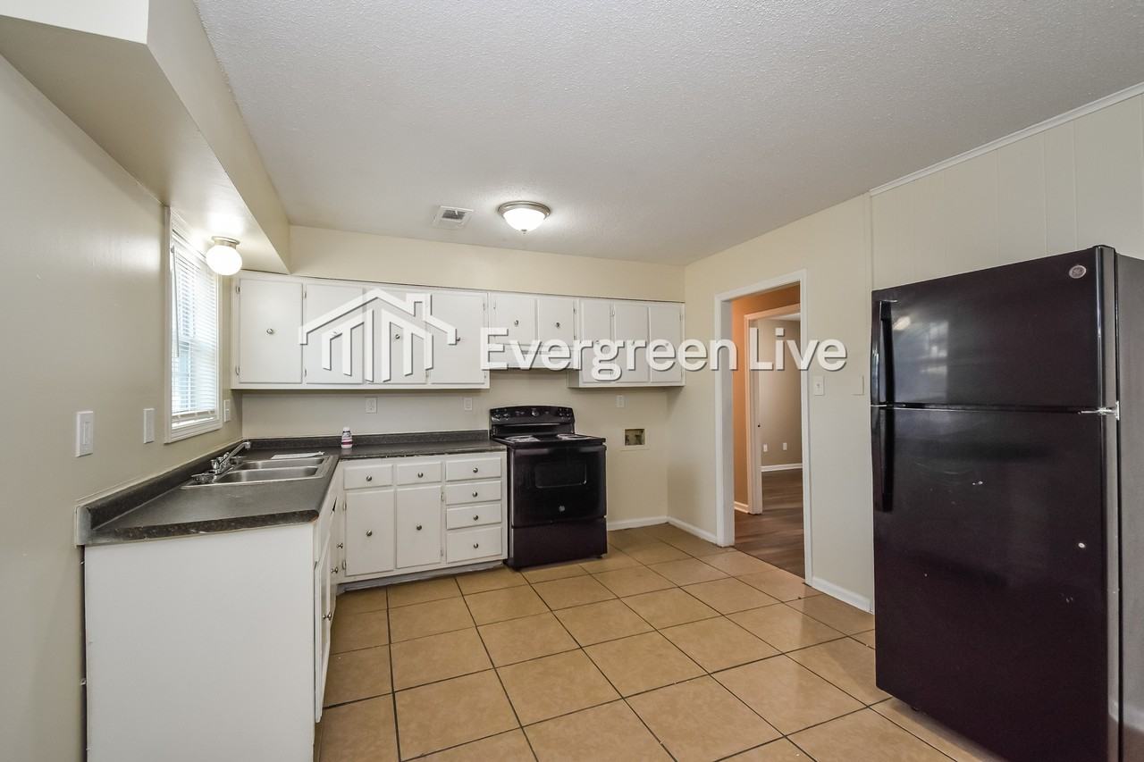 4998 Cedar View Rd - Photo 7 of 16