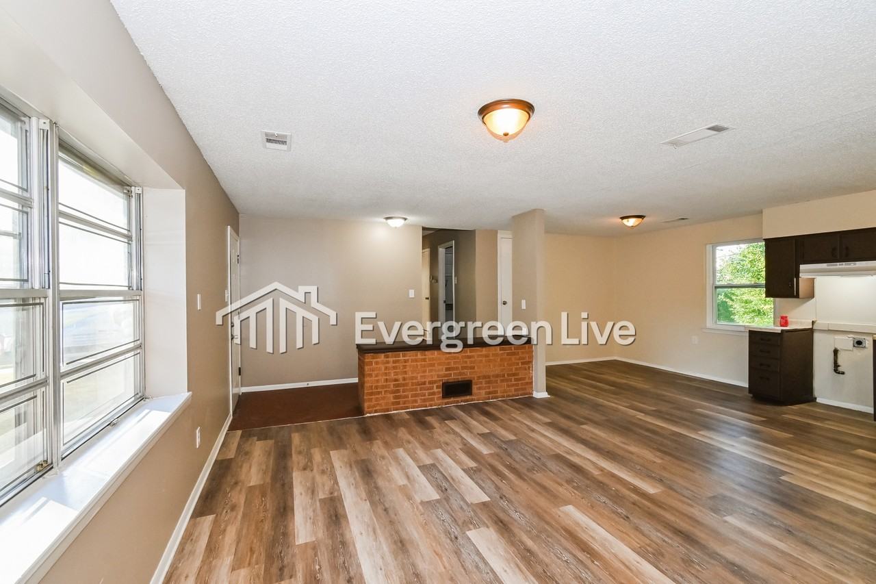 3081 Boxdale St - Photo 6 of 15