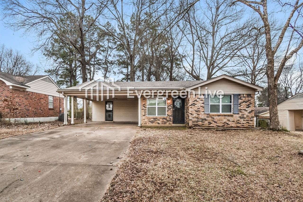 1939 Custer Dr - Photo 2 of 16