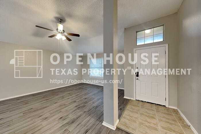4128 Gardner Dr - Photo 4 of 20