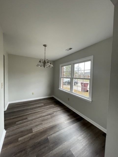 906 Wickford Dr - Photo 3 of 14