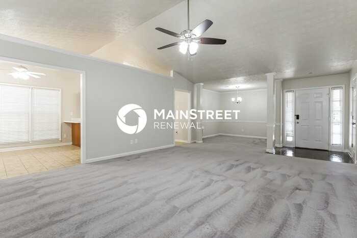 3410 Poplar Ridge Dr - Photo 3 of 15