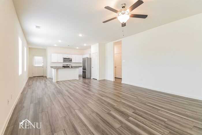 6101 Harrah Ln #6101HL - Photo 5 of 17