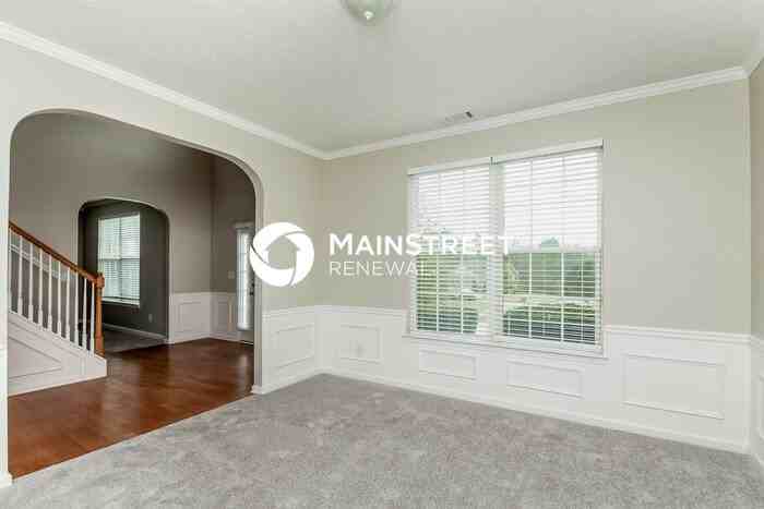 4578 Browns Mill Close - Photo 2 of 17