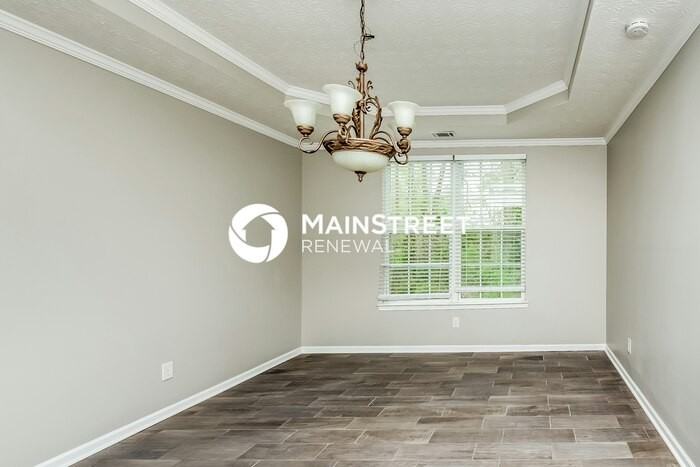 4578 Browns Mill Close - Photo 4 of 17