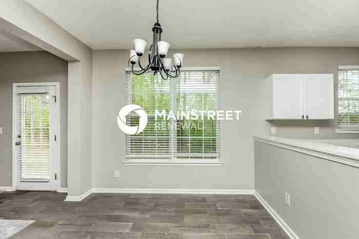 4578 Browns Mill Close - Photo 5 of 17