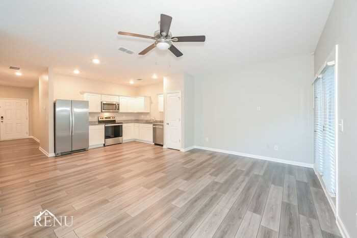 3121 Journal Ct - Photo 4 of 18