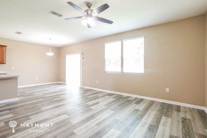3882 Bronco Rd - Photo 5 of 12