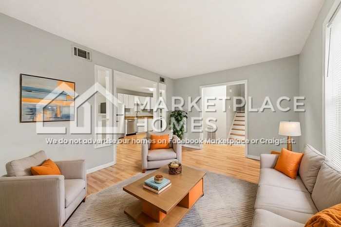 427 Whispering Pines Dr - Photo 3 of 26
