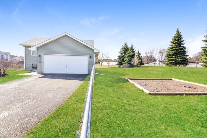 14700 Germanium St Nw - Photo 2 of 16
