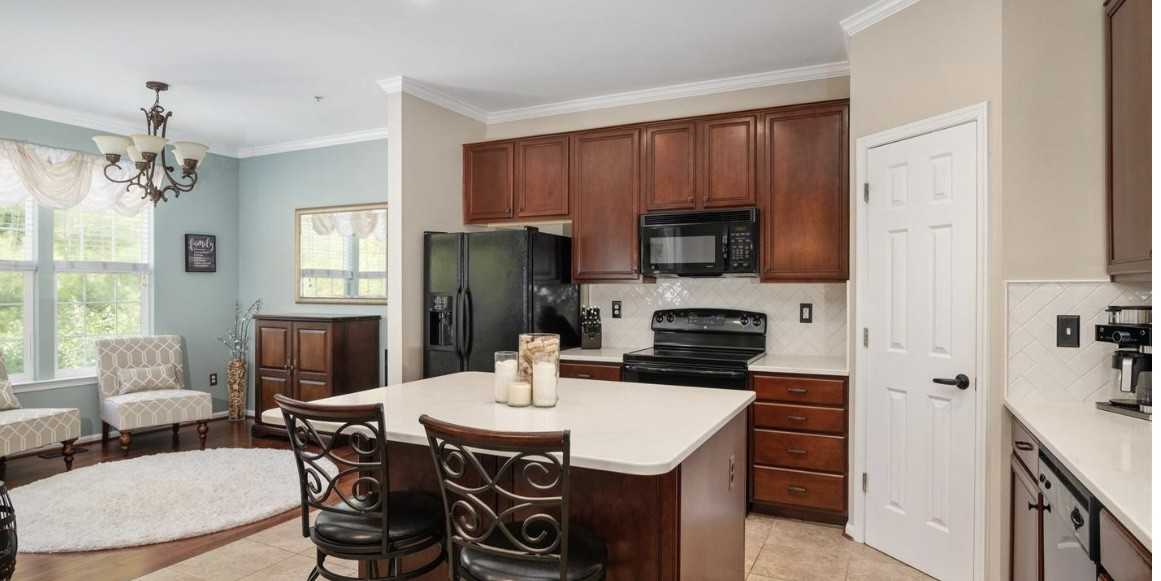 1028 Meandering Way #1028 - Photo 3 of 32