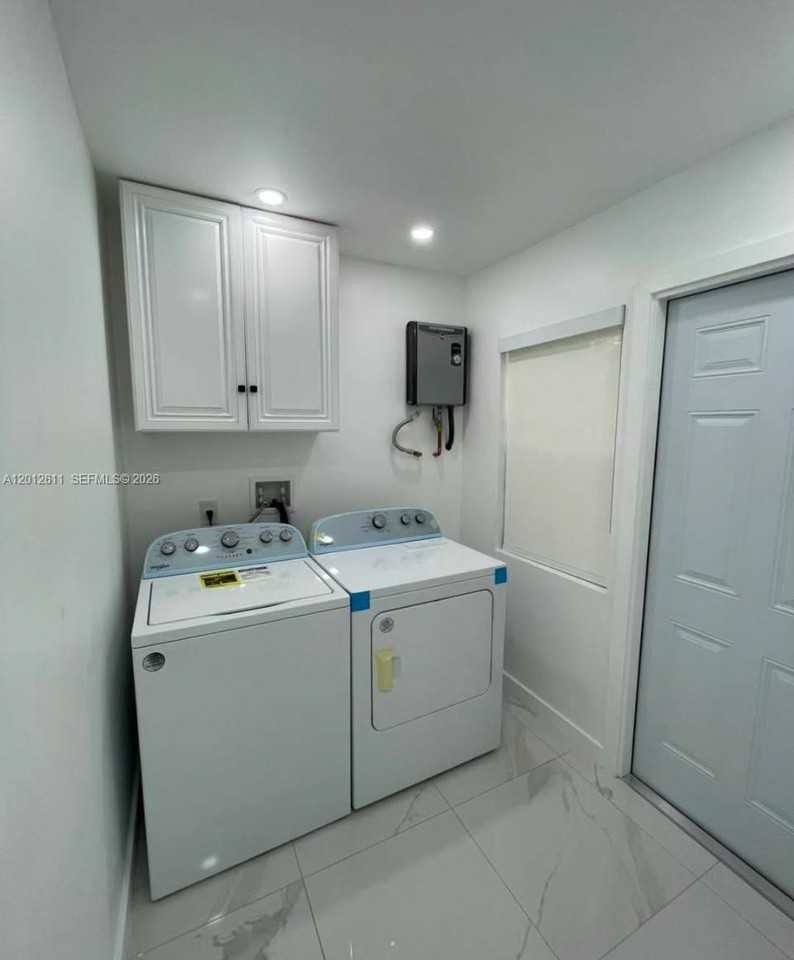 3161 Nw 31st St #NA - Photo 4 of 9