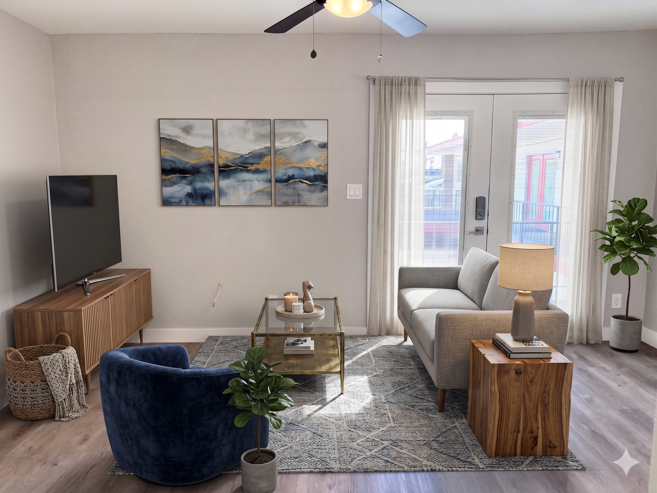 402 N 10th St #13 - Photo 3 of 13