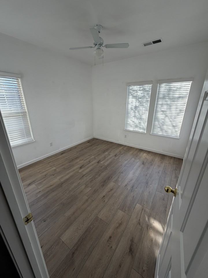 1550 Canyonlands Ct #NA - Photo 7 of 10