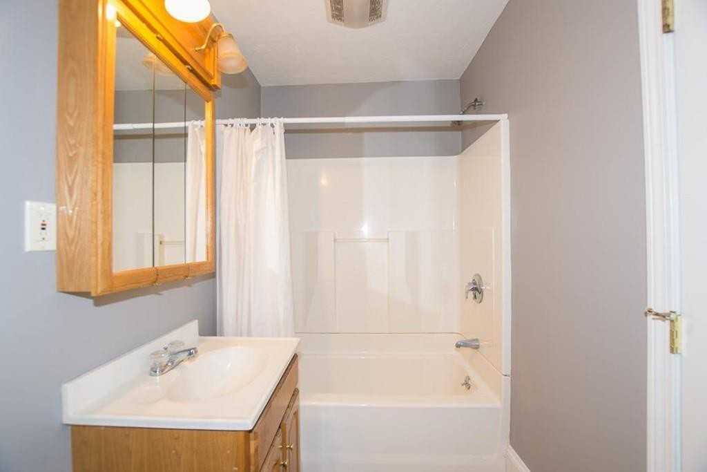 75 Hammond St #1 - Photo 5 of 10