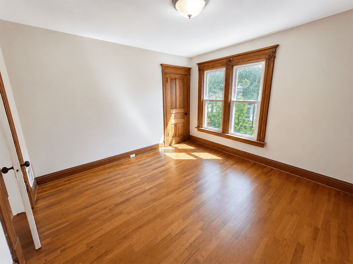 413 E Maple Ave #2 - Photo 4 of 13