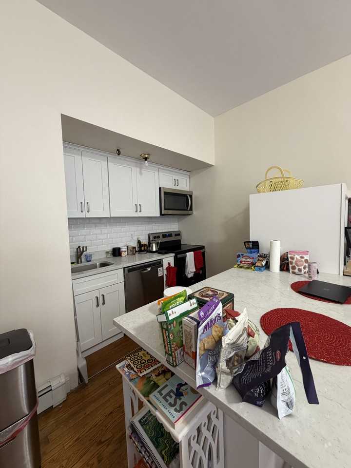 337 Beacon St #7 - Photo 2 of 8