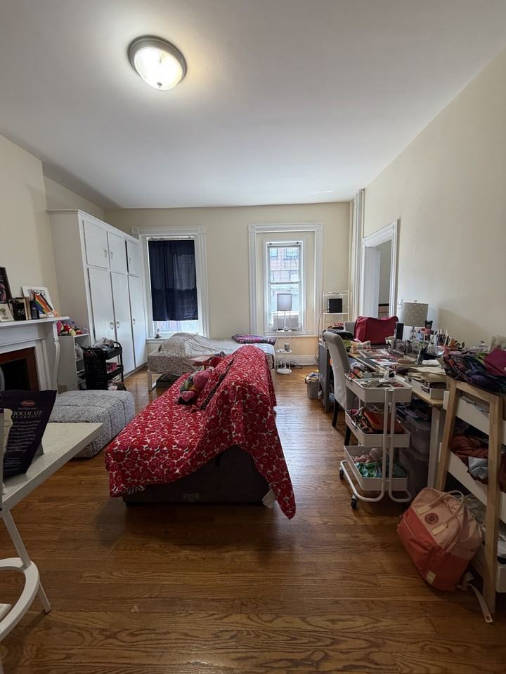 337 Beacon St #7 - Photo 6 of 8