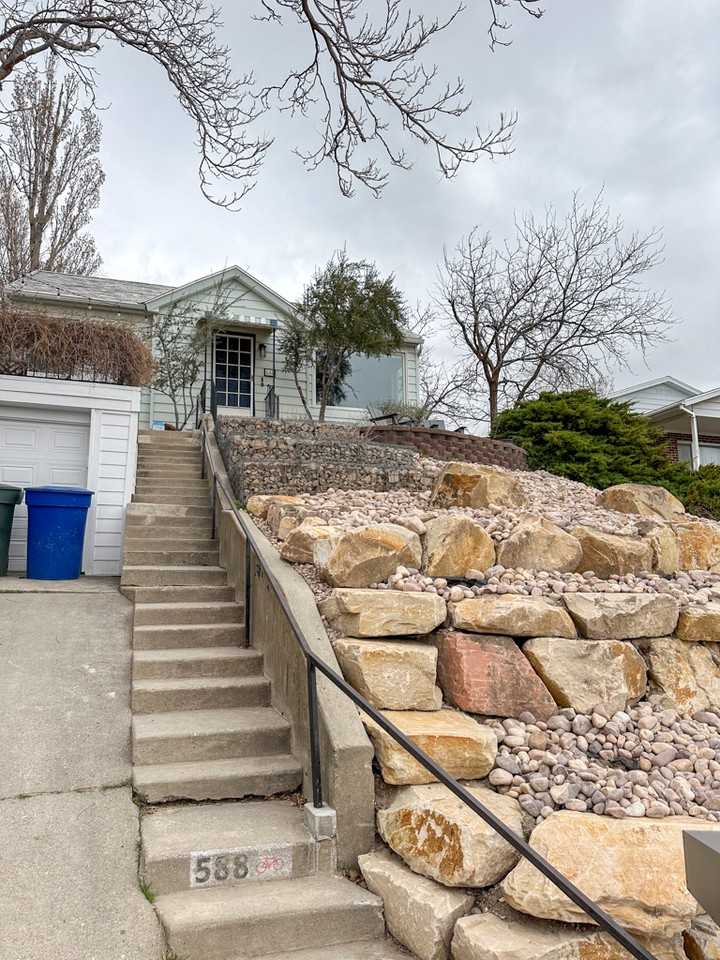 588 N Cortez St #NA - Photo 3 of 36