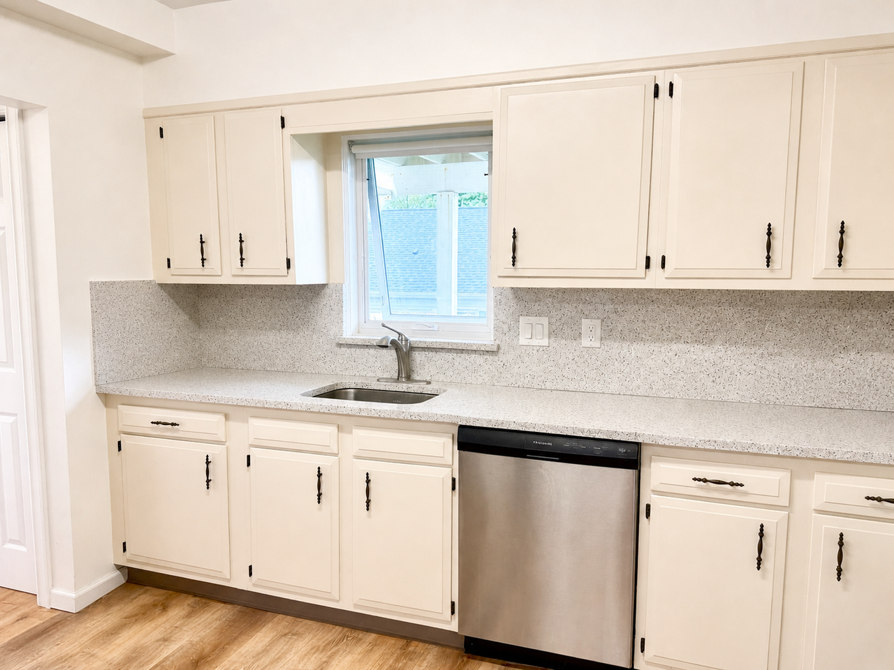 21 Wampus Ln #1 - Photo 4 of 18