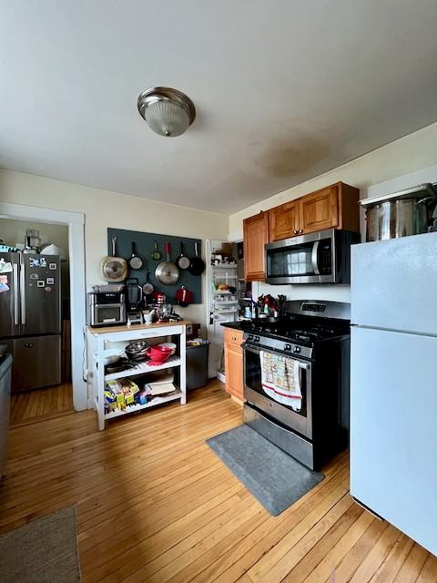 190 North St #2A - Photo 3 of 11