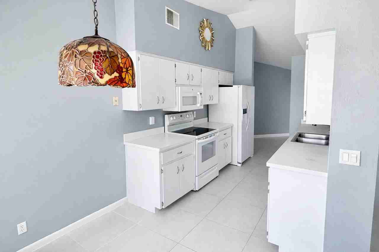 3442 N Tamarisk Ave #NA - Photo 3 of 15