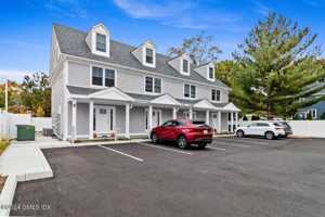 featured image of 4 Orchard St #M