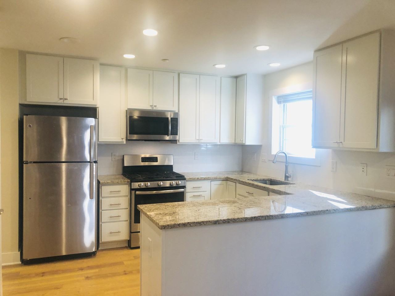 180 Hamilton Ave #H - Photo 4 of 17