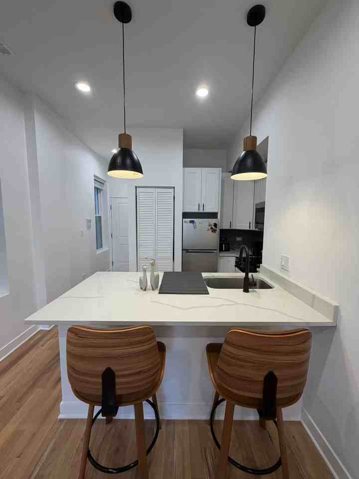 1344 W Ohio St #3R - Photo 4 of 15
