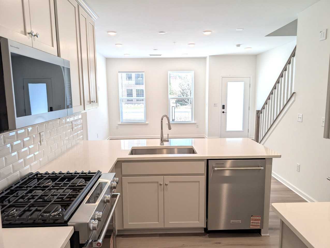 Willis Rd #409 - Photo 6 of 25