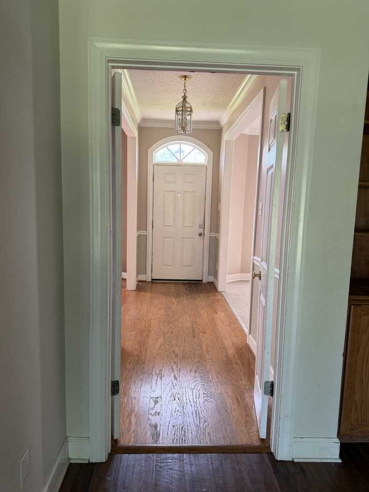 243 Lakewood Loop Dr #NA - Photo 4 of 20