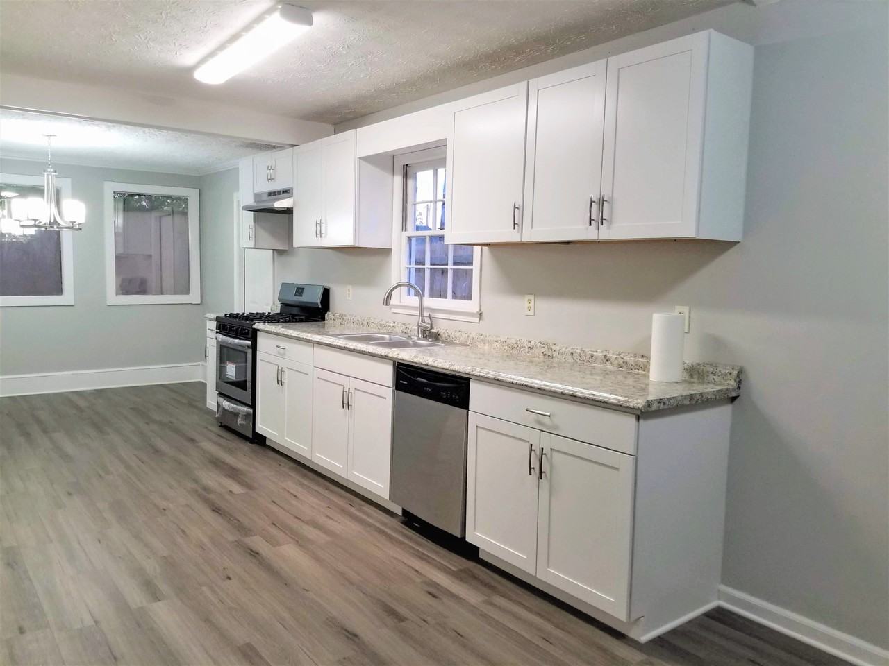 2885 Waverly Cv #NA - Photo 2 of 17