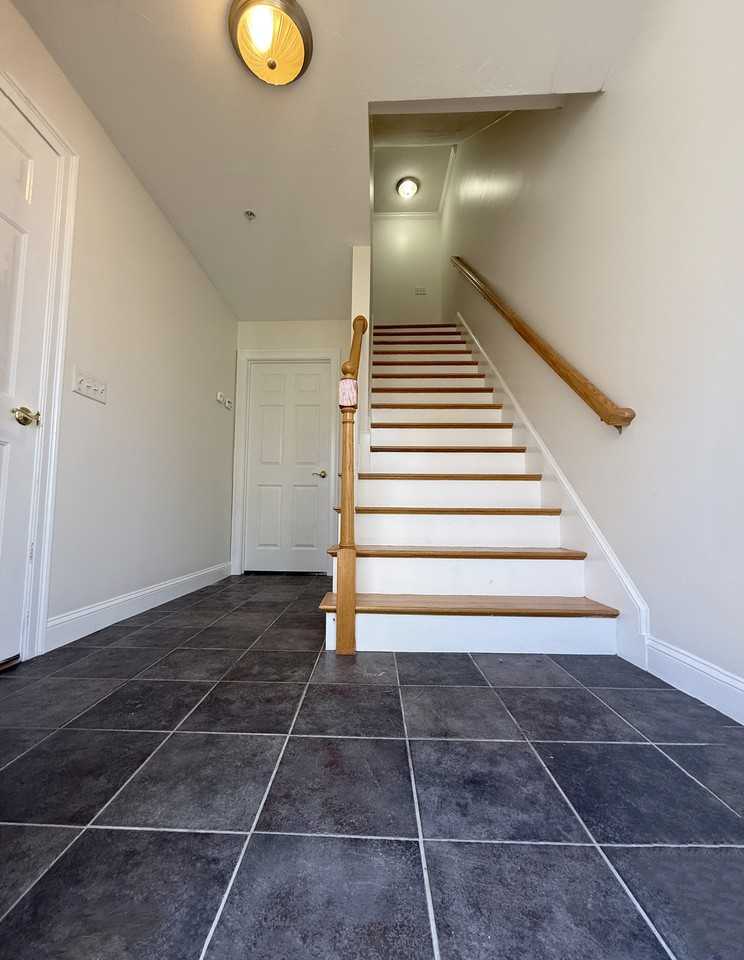 246 Main St #4 - Photo 4 of 16