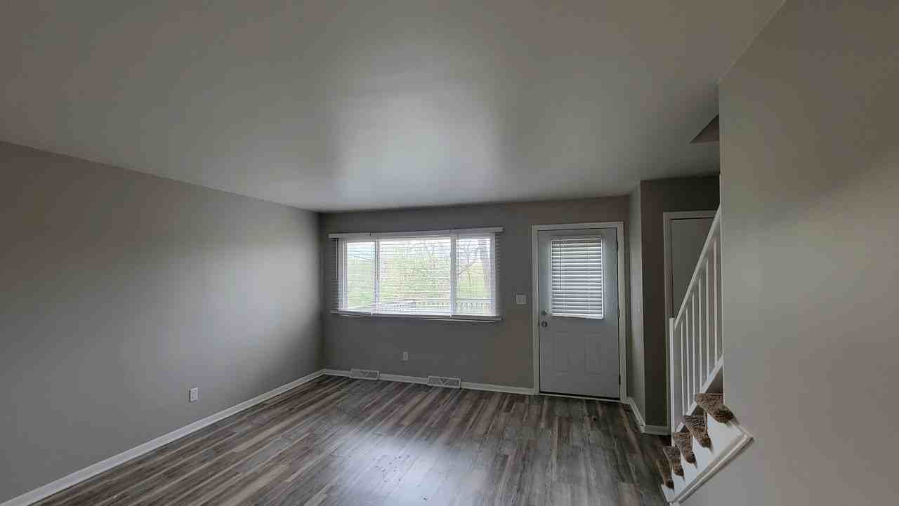 72 S Thomas Rd #12 - Photo 2 of 7