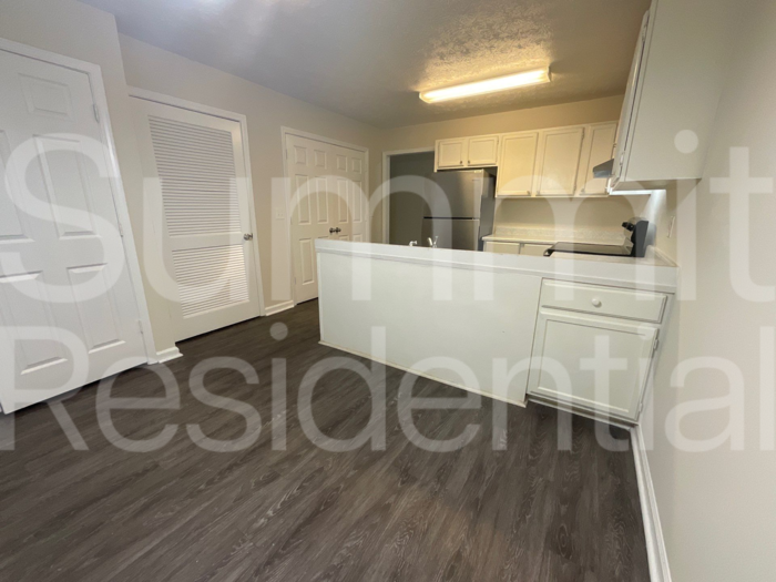 2783 Coventry Grn Se #B - Photo 5 of 16