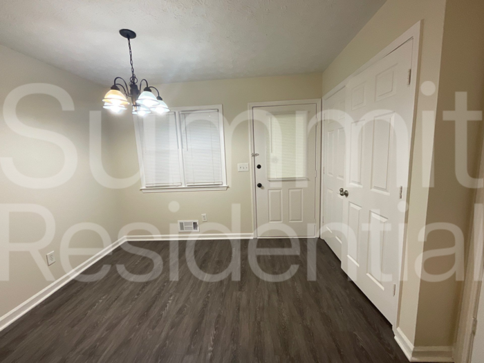 2783 Coventry Grn Se #B - Photo 6 of 16