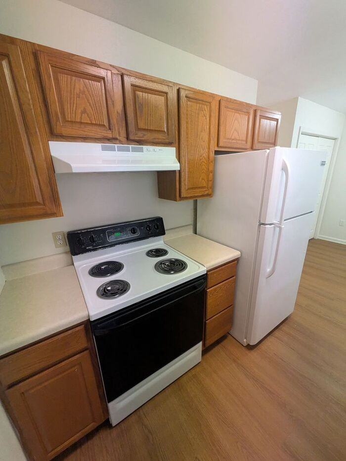 1316 14th Street Dr Ne - Photo 5 of 10