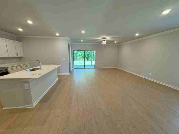 15589 Ruthie Lynn Dr - Photo 4 of 40