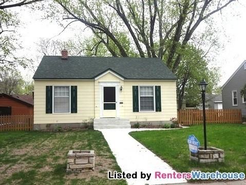 3229 Idaho Ave S - Photo 3 of 11