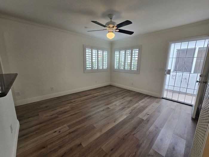 1871 Hornblend St - Photo 2 of 18
