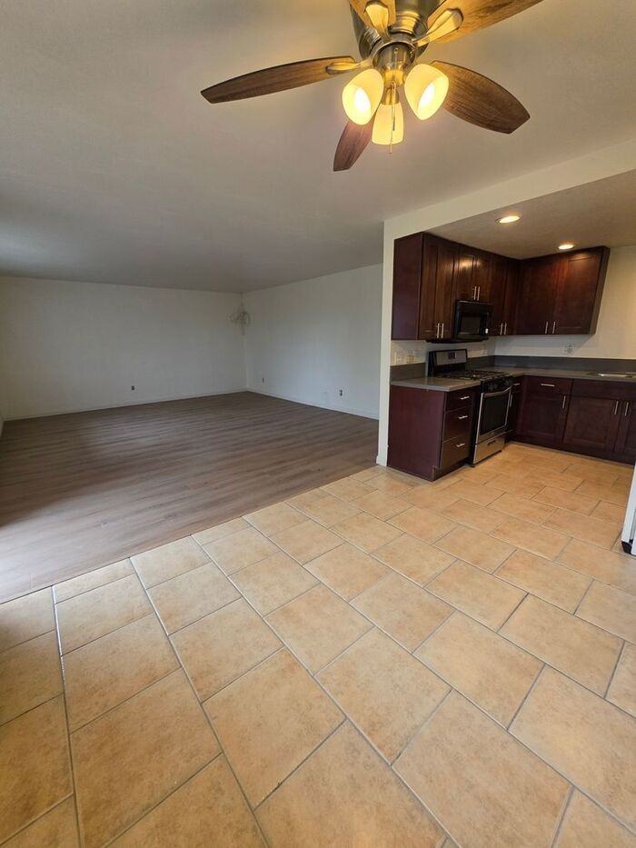 5315 Santa Margarita St #7 - Photo 5 of 15