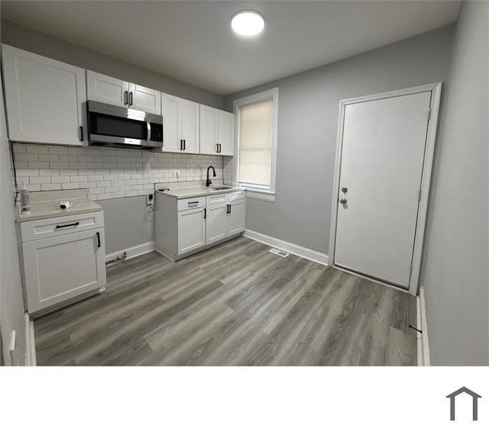 499 E Lorraine Ave - Photo 6 of 14