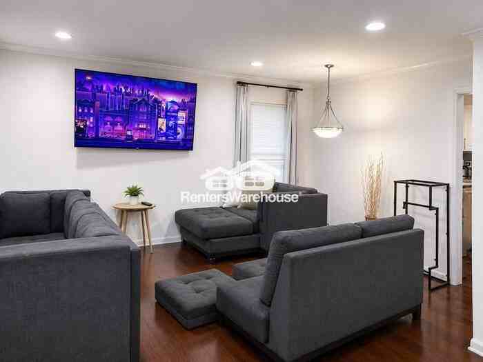 241 Mamie Ln - Photo 3 of 10