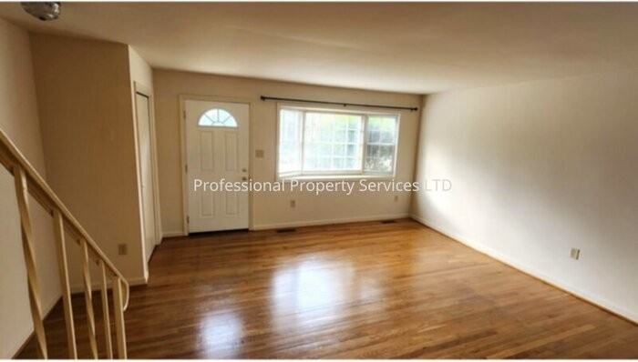 1912 Abbey Ln - Photo 6 of 26