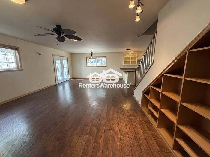 707 S Summit Ave - Photo 3 of 26