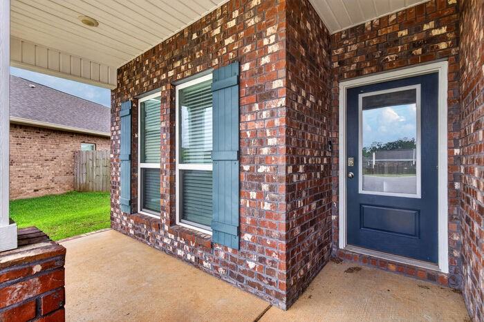 15610 Ridge Ct - Photo 5 of 39