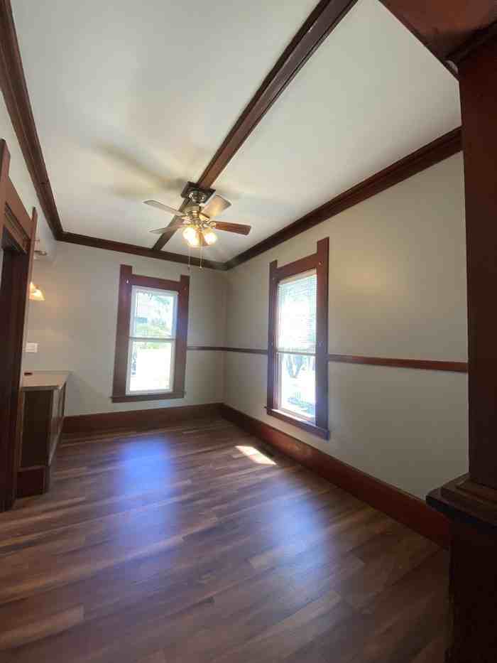 931 Franklin St - Photo 5 of 19