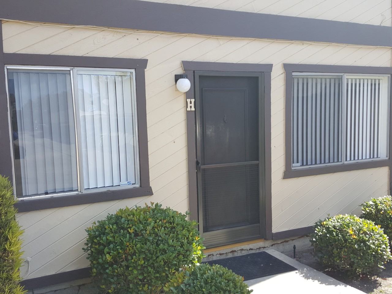 17610 Cameron Ln #H - Photo 2 of 18